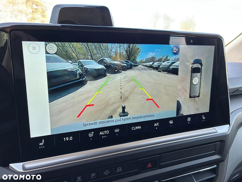 Volkswagen Transporter T7 Furgon Plus Edition/5 osob./AUTOMAT 2,0 l TDI 170 KM r. o. 3500 mm - 31