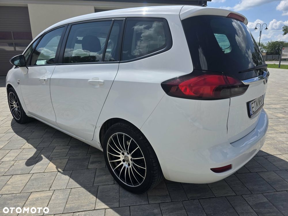 Opel Zafira 1.4 T Cosmo EU6 - 3