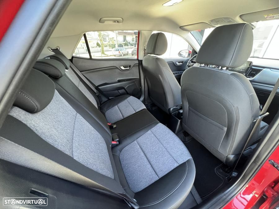 Kia Stonic - 22