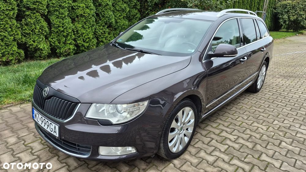 Skoda Superb 2.0 TDI L&K DSG - 13