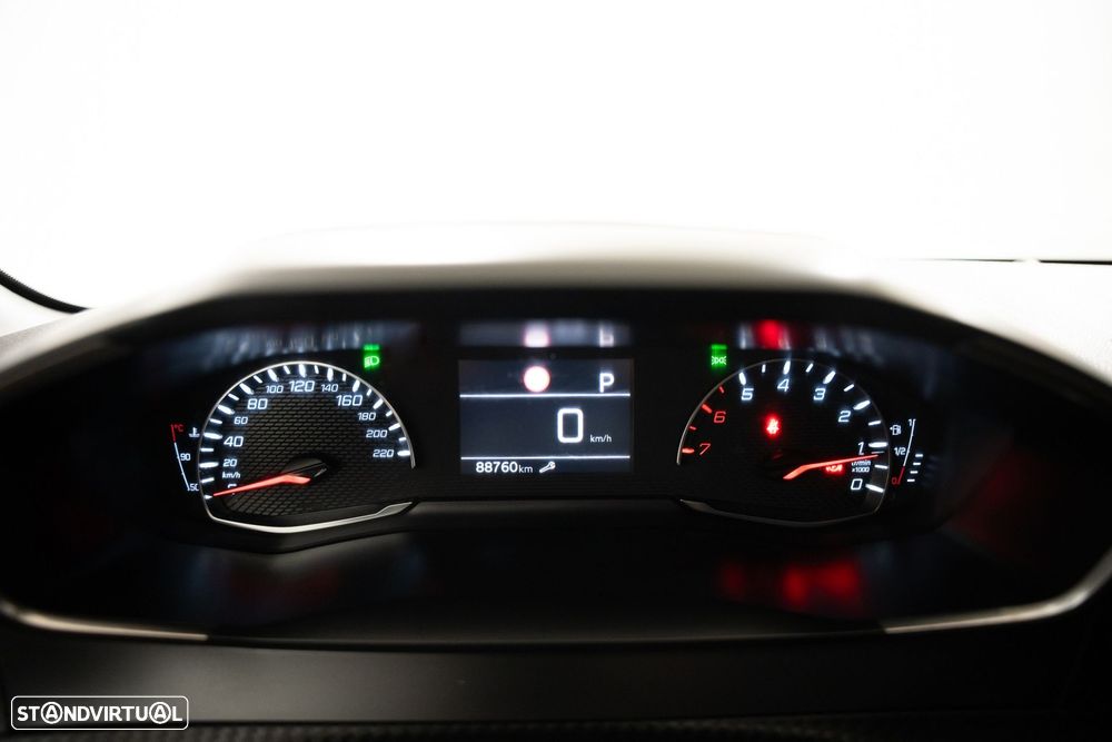 Peugeot 208 1.2 PureTech Allure EAT8 - 29