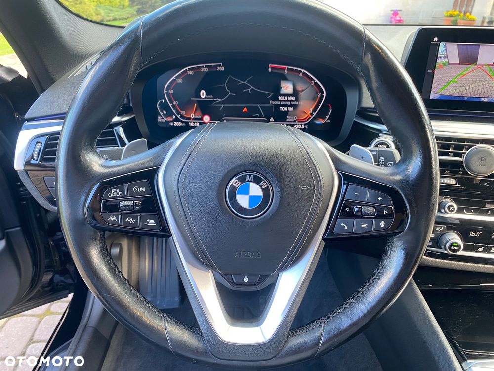BMW Seria 5 520d Sport Line - 13