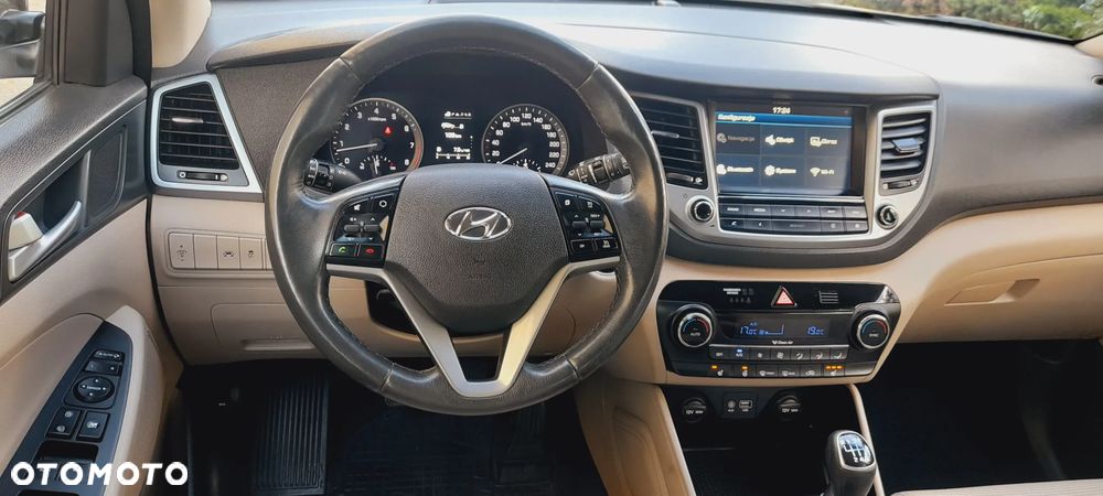 Hyundai Tucson - 14
