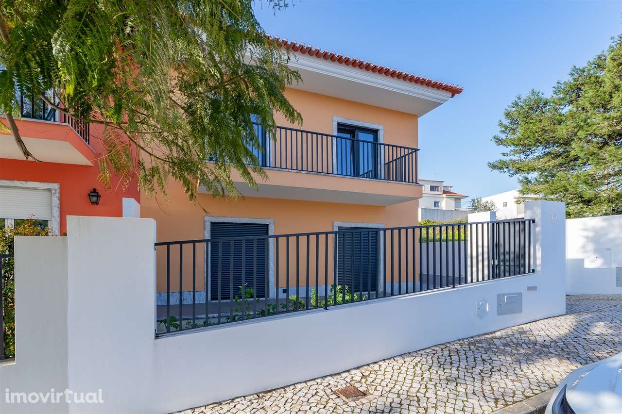 Moradia T3+2 no Estoril - Grande imagem: 3/53