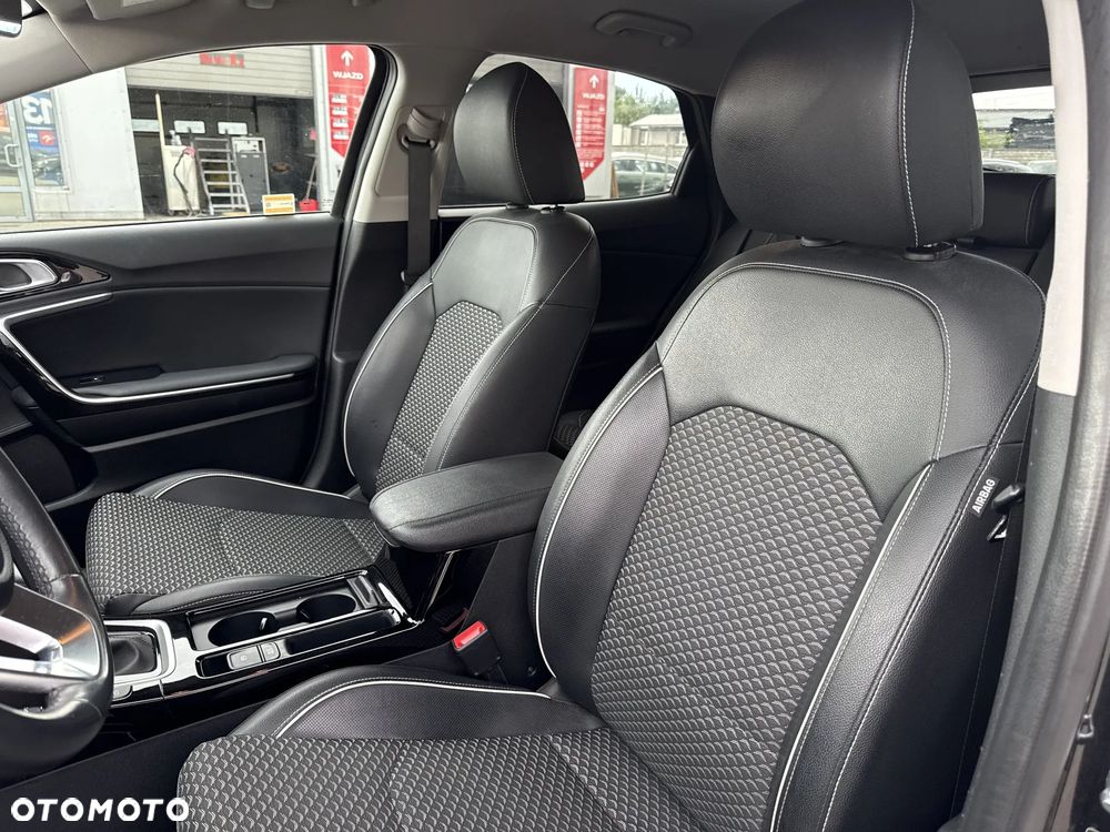 Kia XCeed 1.5 T-GDI L DCT - 11