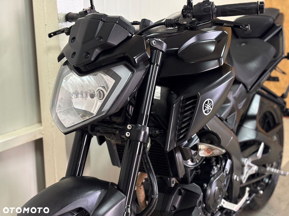 Yamaha MT - 9