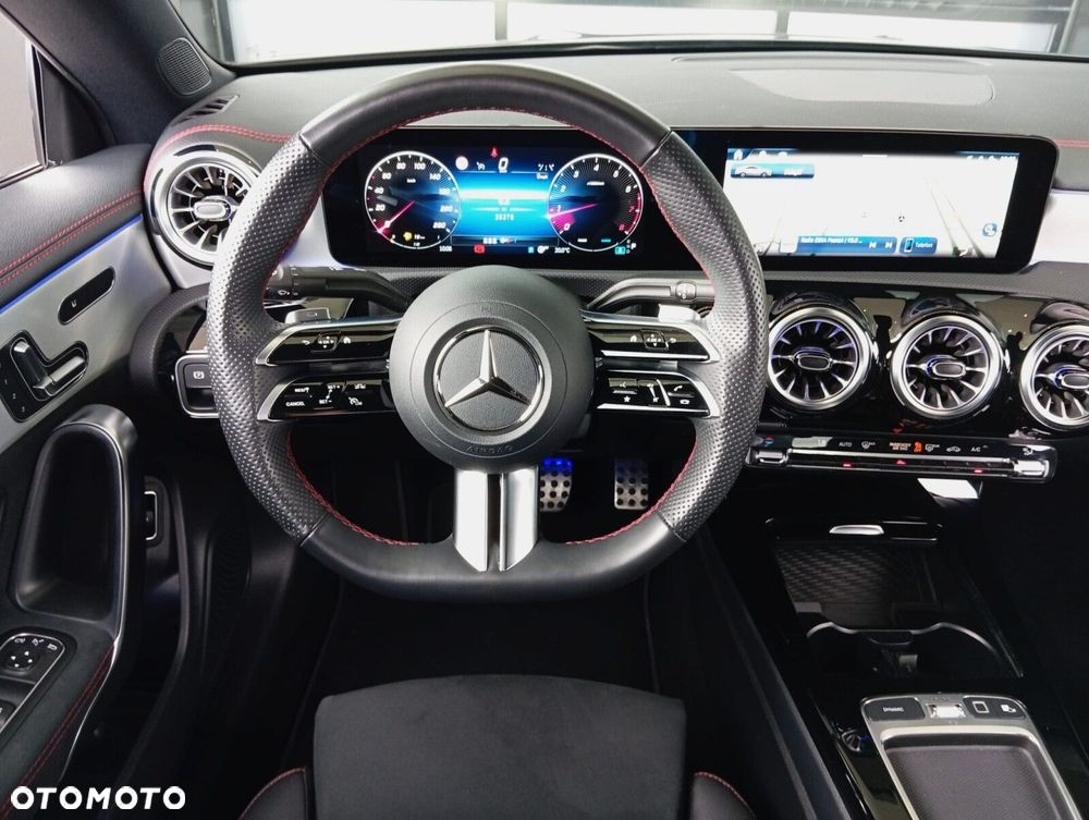 Mercedes-Benz CLA 200 mHEV AMG Line 7G-DCT - 16