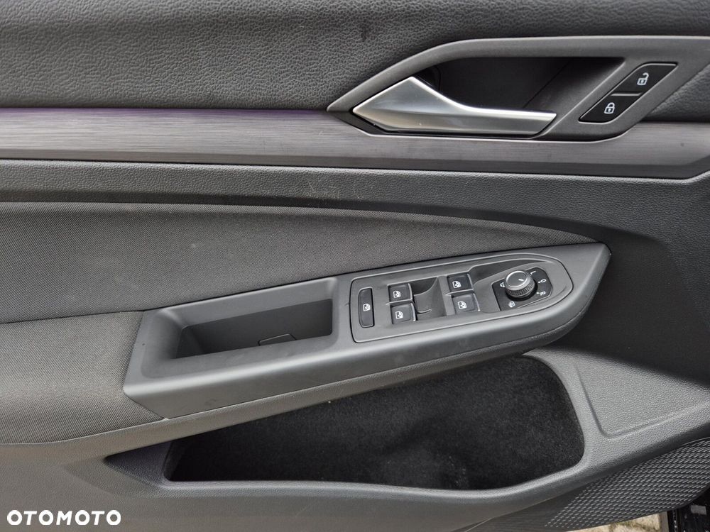 Volkswagen Golf Variant - 14