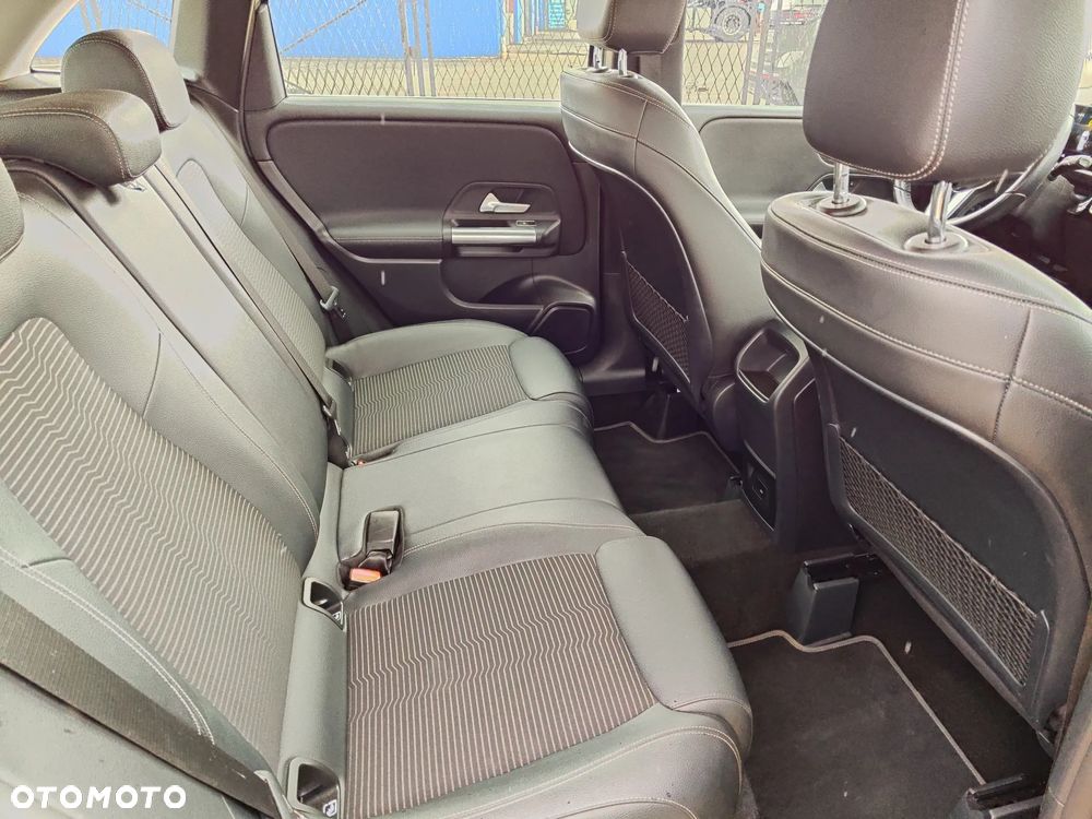 Mercedes-Benz Klasa B 180 d Progressive 8G-DCT - 15