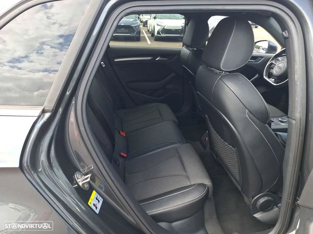 Audi A3 Sportback 2.0 TDI S-line - 6