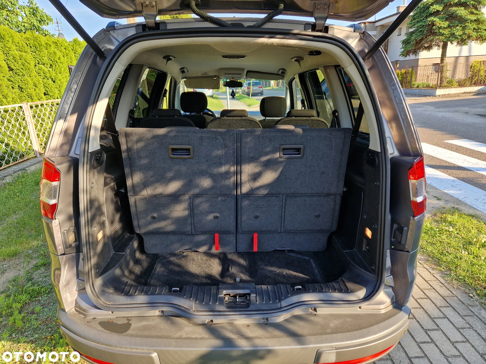 Ford Galaxy 2.0 TDCi Platinium X (Ghia) - 17