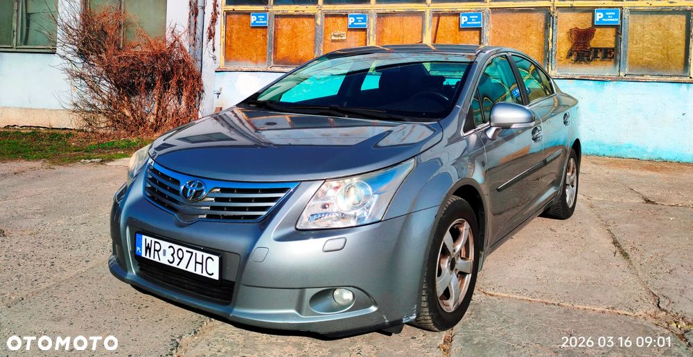 Toyota Avensis 1.6 Sol - 4