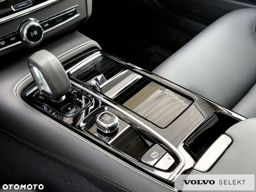 Volvo S90 - 25