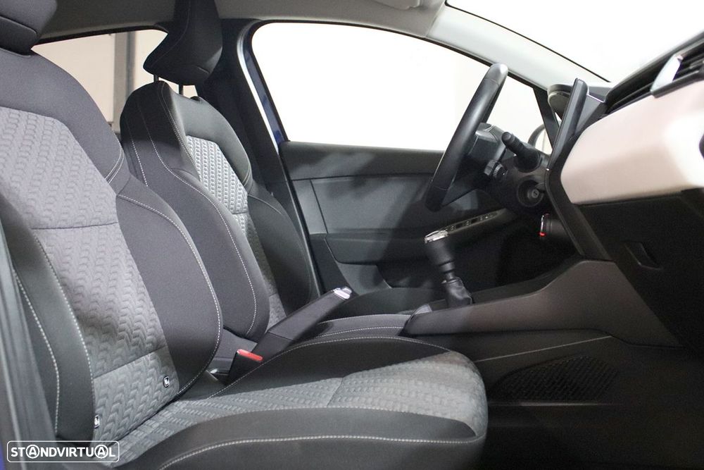 Renault Clio 1.0 TCe Evolution - 22