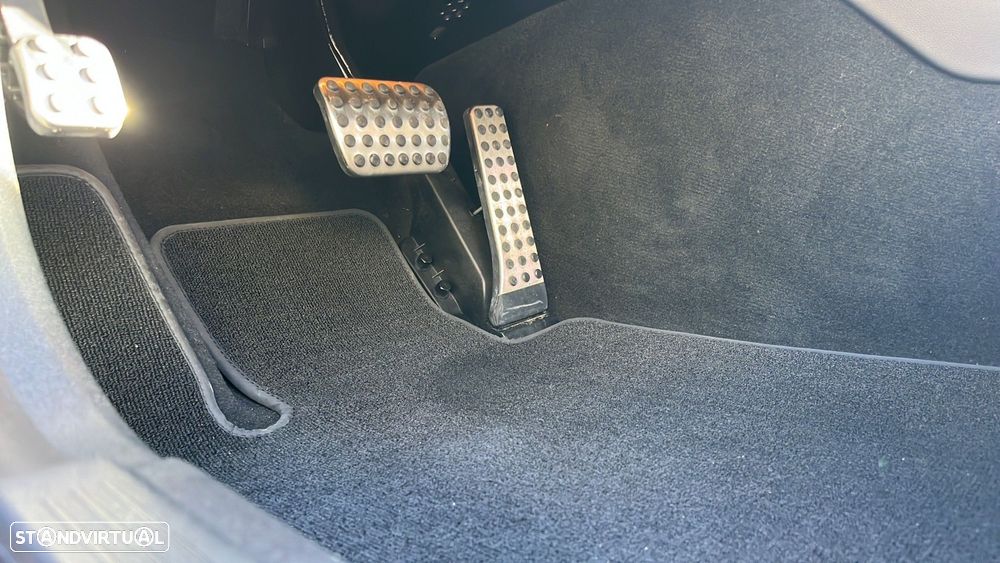 Mercedes-Benz CLS 350 d Shooting Brake 4-Matic - 12