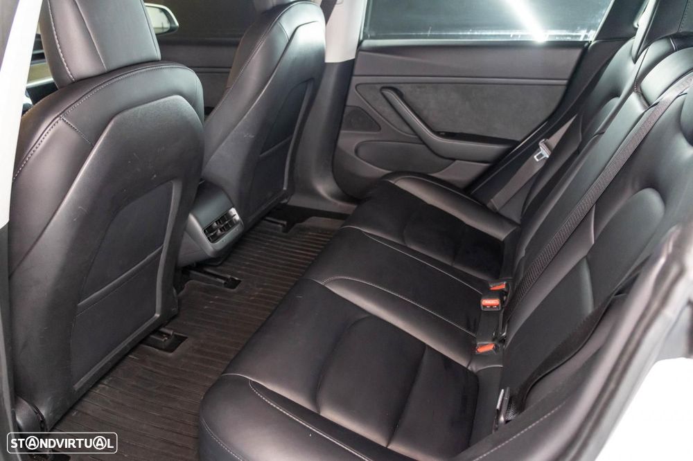 Tesla Model 3 Long Range Tração Integral Premium - 38