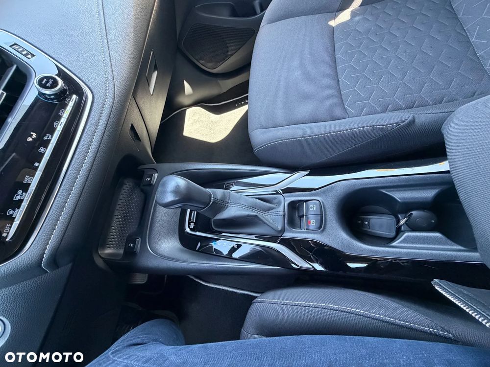 Toyota Corolla 1.8 Hybrid Comfort - 20
