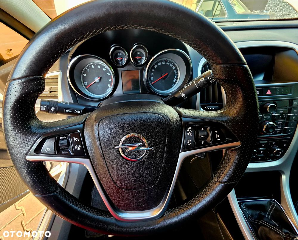 Opel Astra GTC 1.4 Turbo Innovation - 16