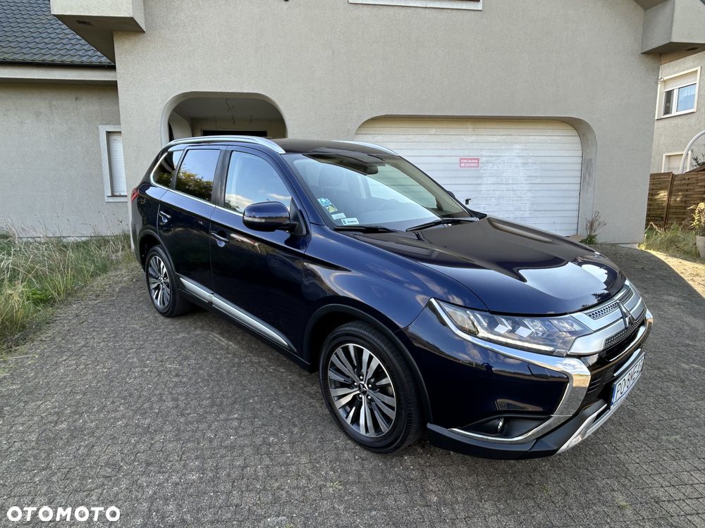 Mitsubishi Outlander 2.0 Intense + Navi 4WD CVT - 3