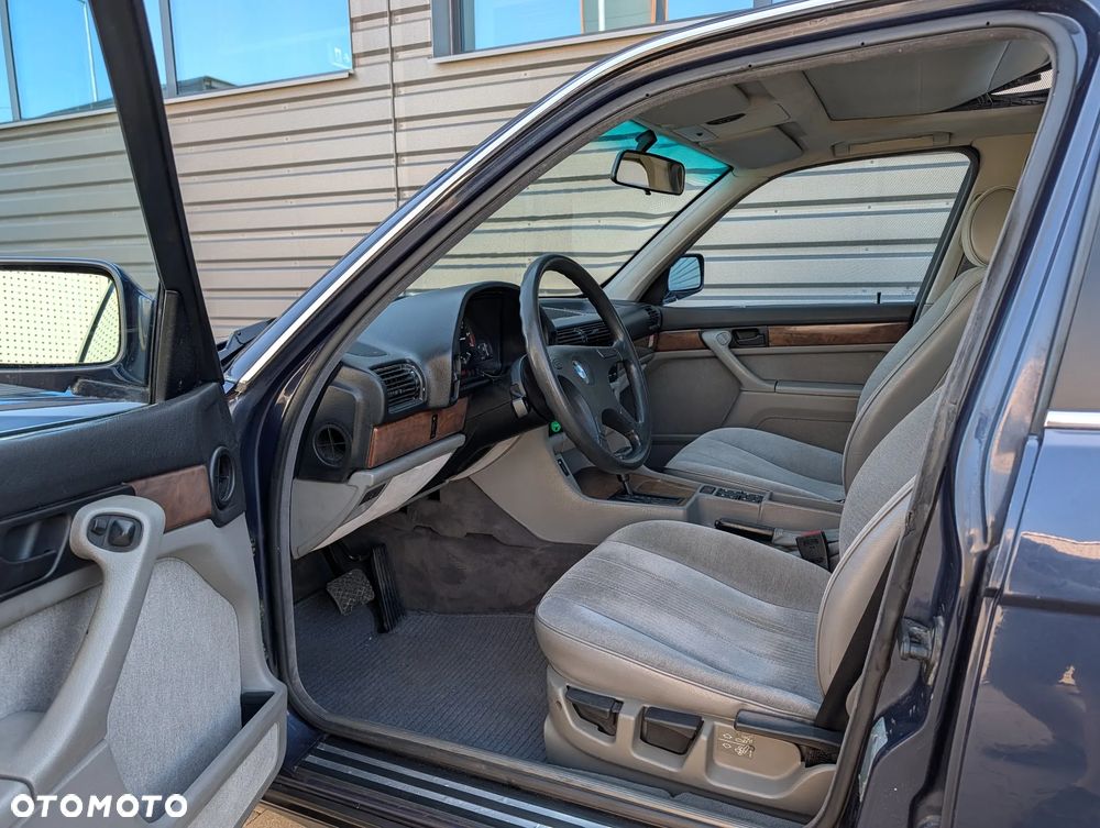 BMW Seria 7 - 16