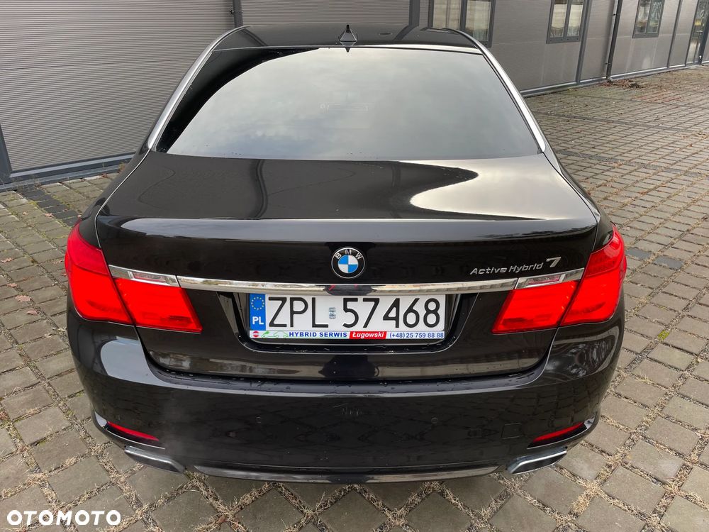 BMW Seria 7 750Li - 30