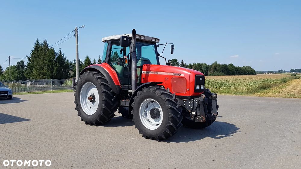 Massey Ferguson 8220 Xtra 2003R - 38