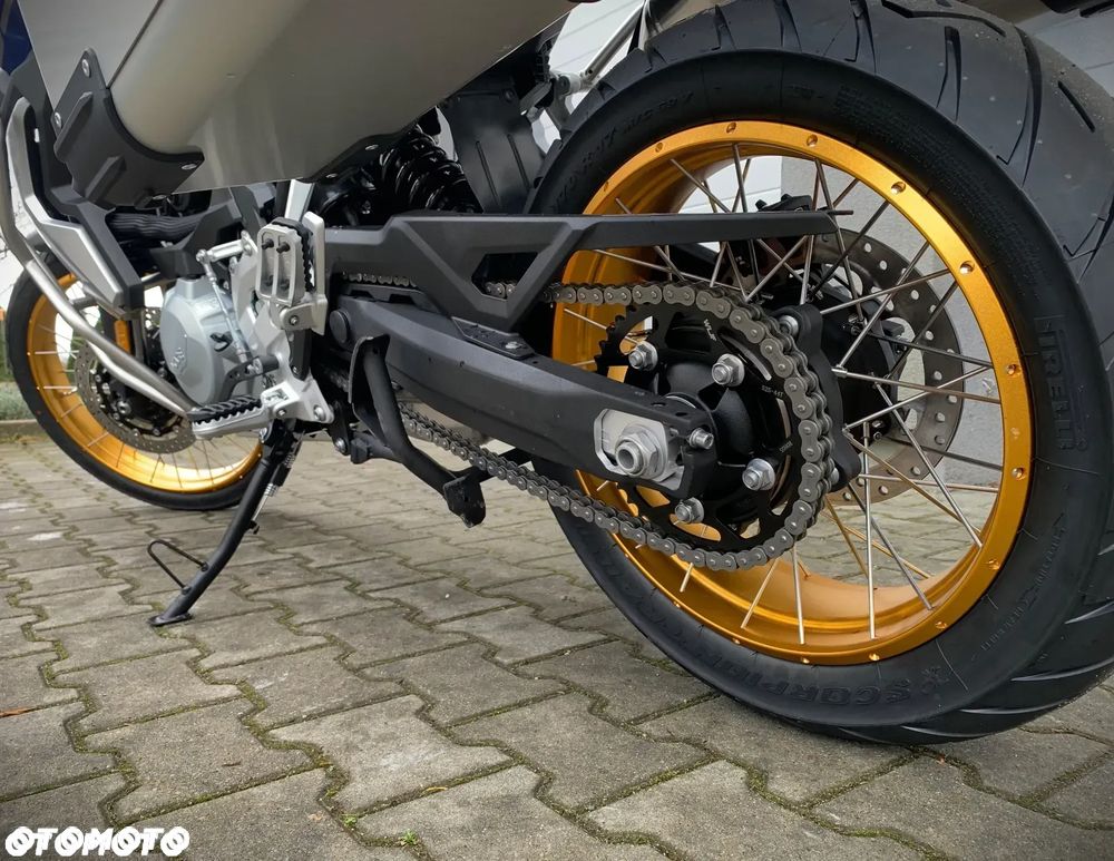 VOGE 900DSX - 17