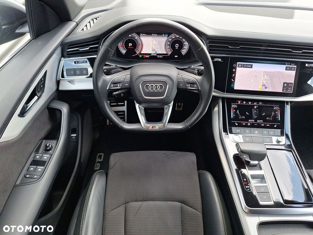 Audi Q8 - 16