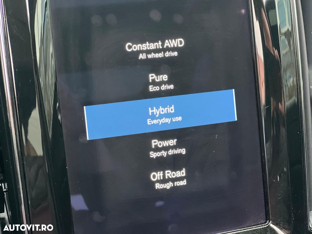 Volvo XC 60 Recharge T6 AWD AT Core - 22