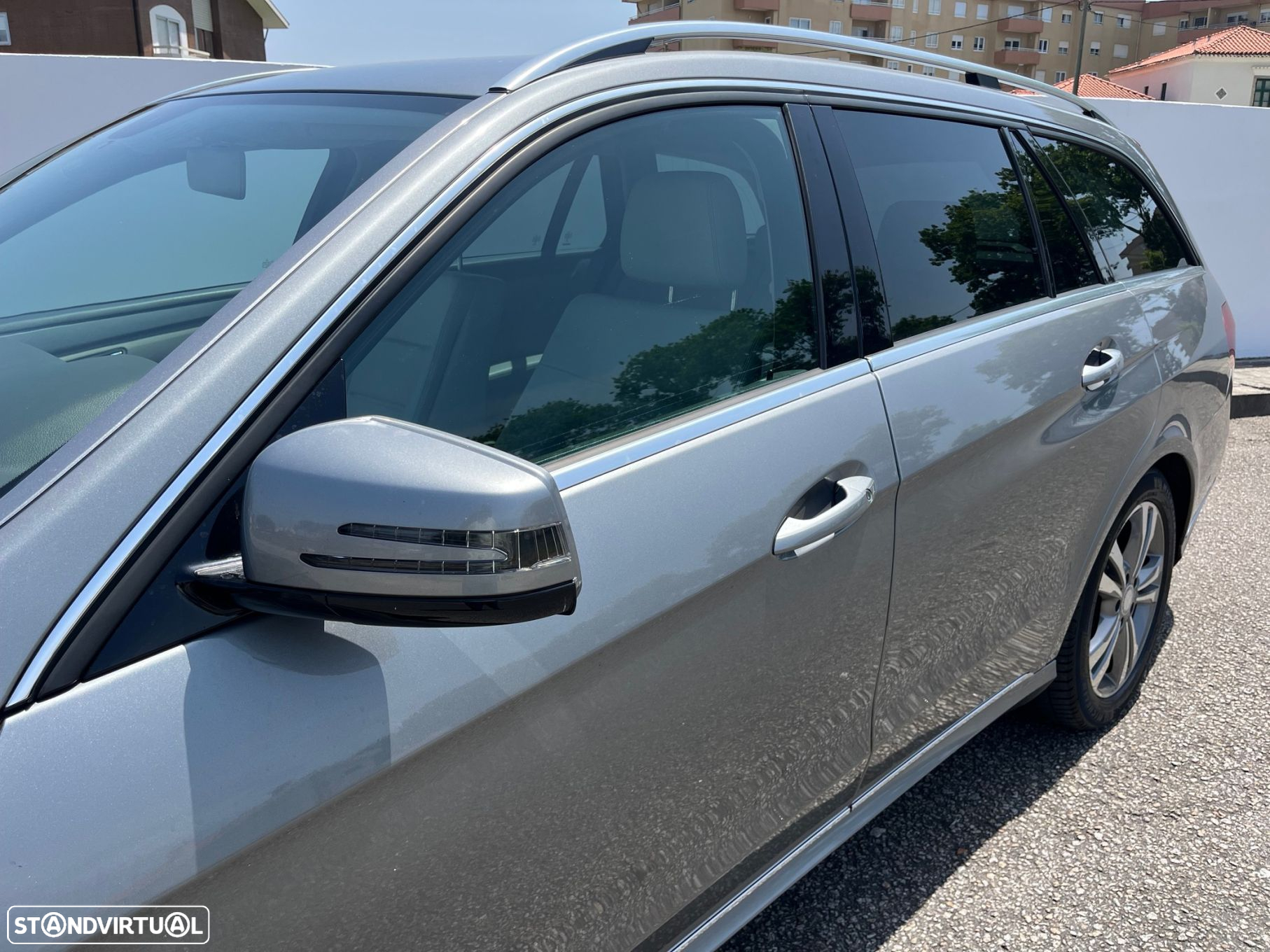 Mercedes-Benz E 300 Bluetec Hybrid Avantgarde - 10