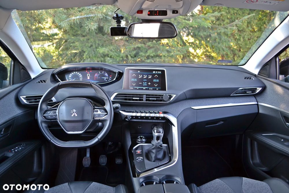 Peugeot 3008 - 21