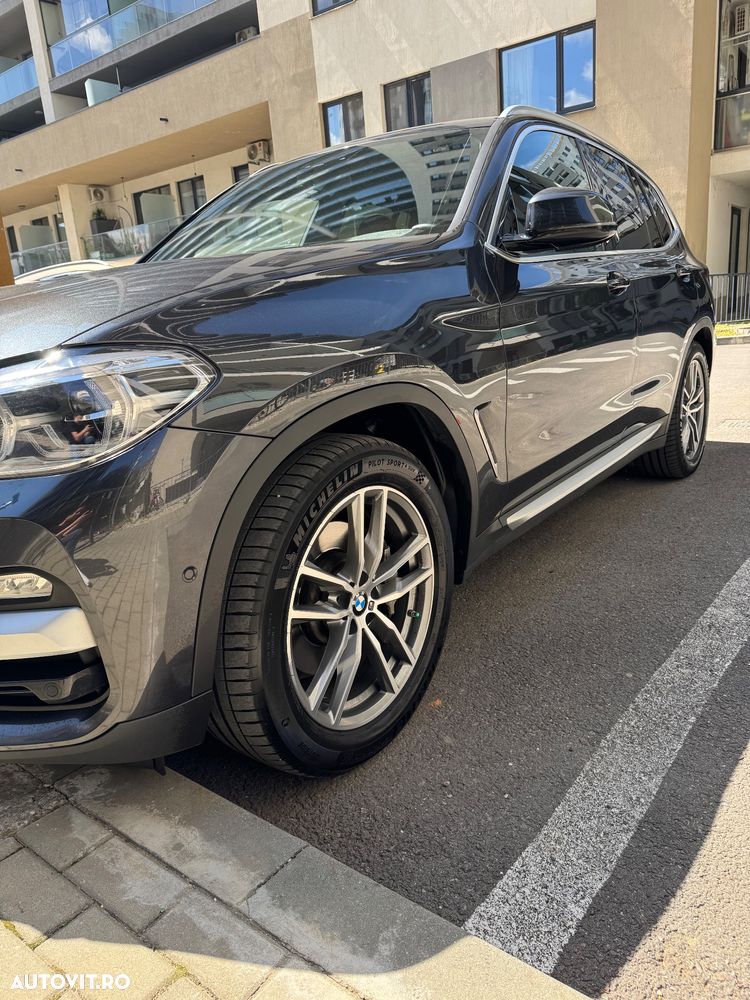 BMW X3 xDrive25d AT xLine - 8