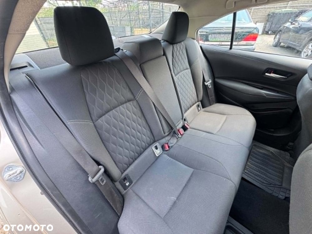 Toyota Corolla 1.8 Hybrid Comfort - 13