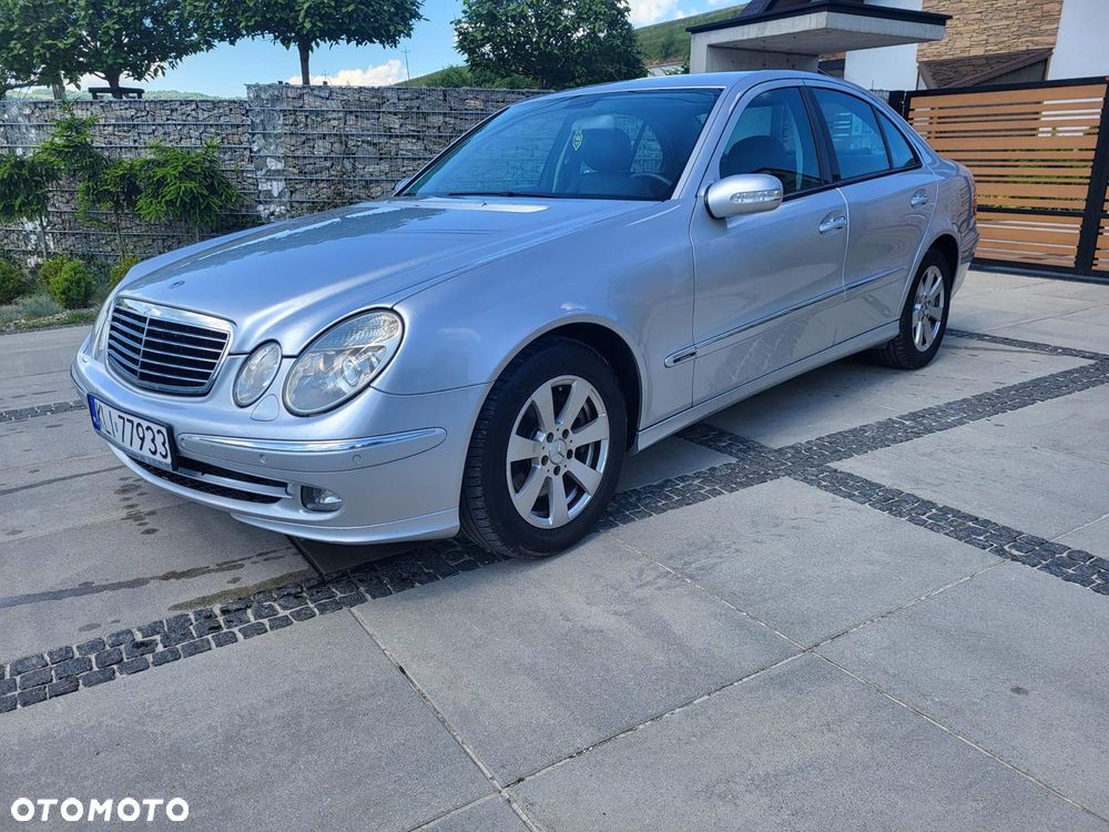 Mercedes-Benz Klasa E 320 CDI 4-Matic T Avantgarde - 1