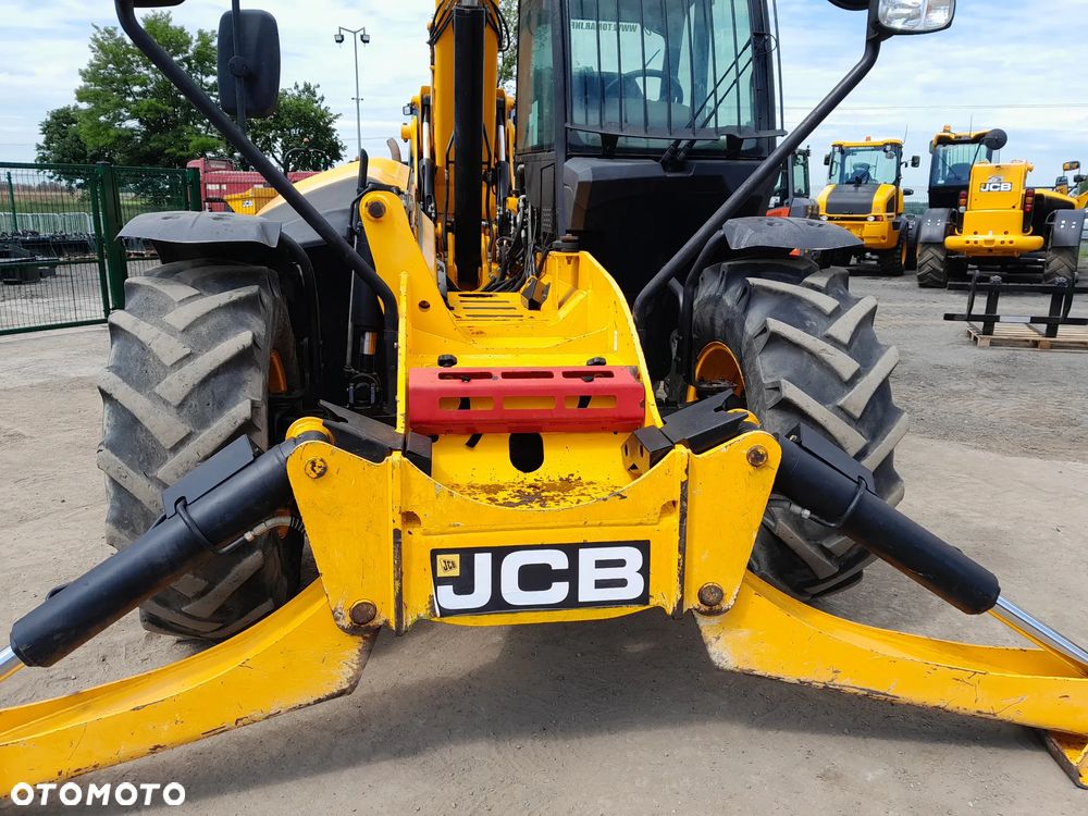 JCB 540-170 2013R - 9