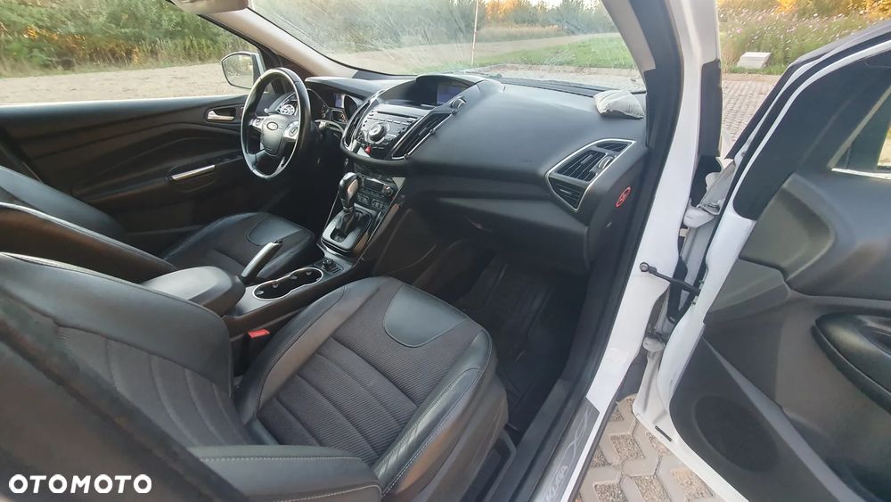 Ford Kuga - 11