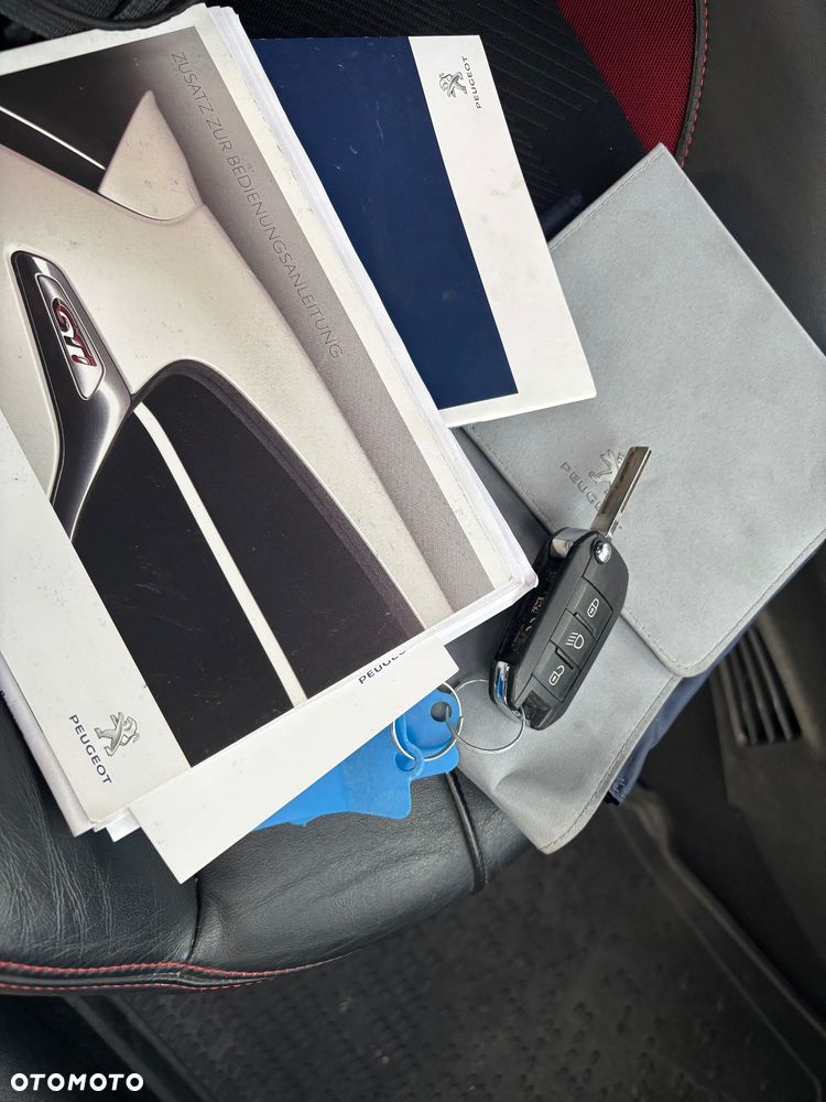 Peugeot 208 1.6 THP GTi - 32