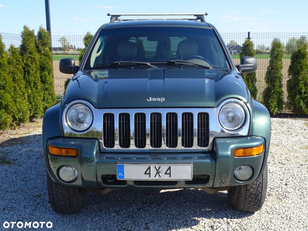 Jeep Liberty - 25