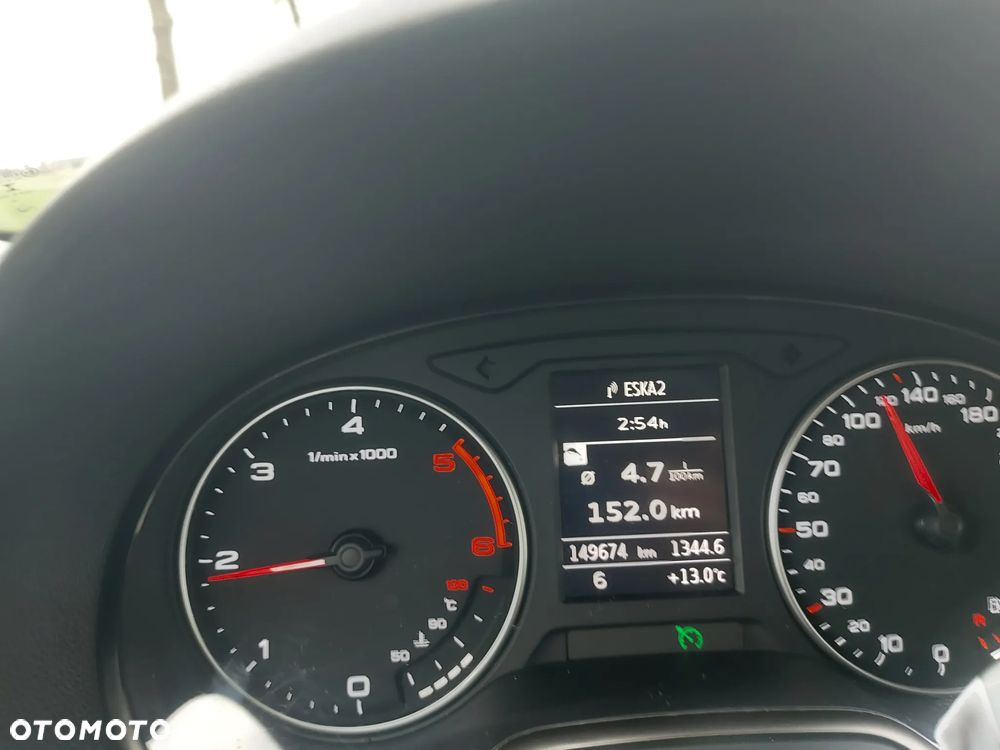 Audi A3 Sportback 1.6 TDI DPF Ambiente - 22