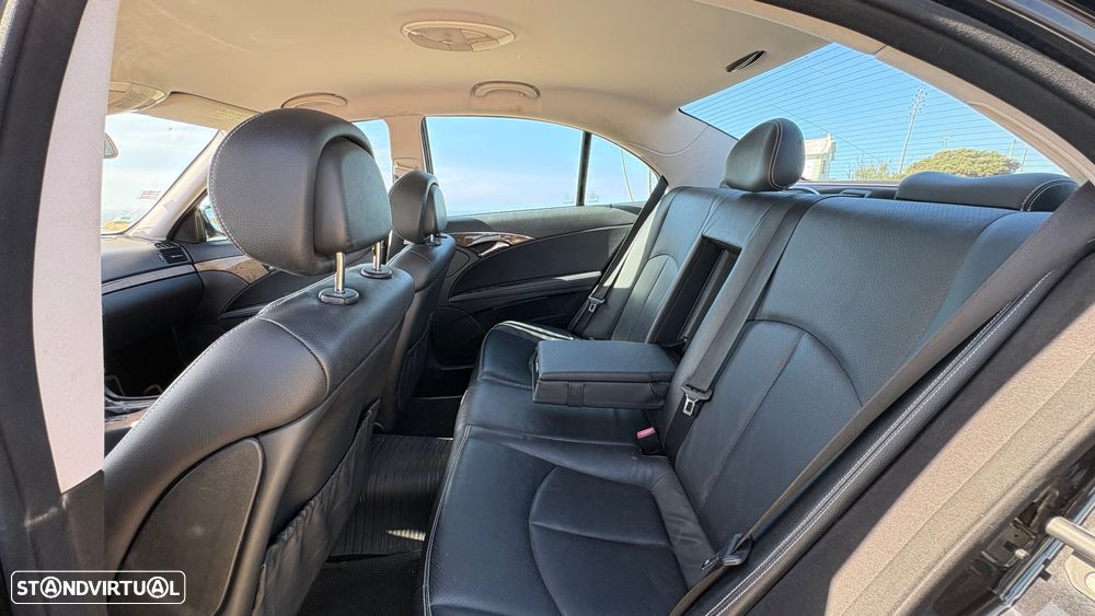 Mercedes-Benz E 220 CDi Avantgarde Aut. - 26