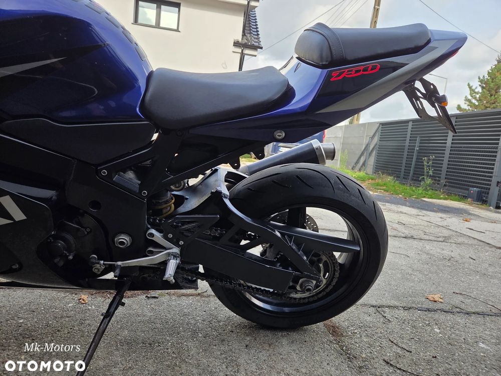Suzuki GSX-R - 13