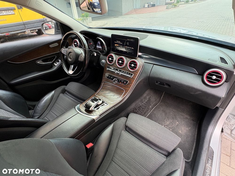 Mercedes-Benz Klasa C 180 7G-TRONIC Avantgarde - 16