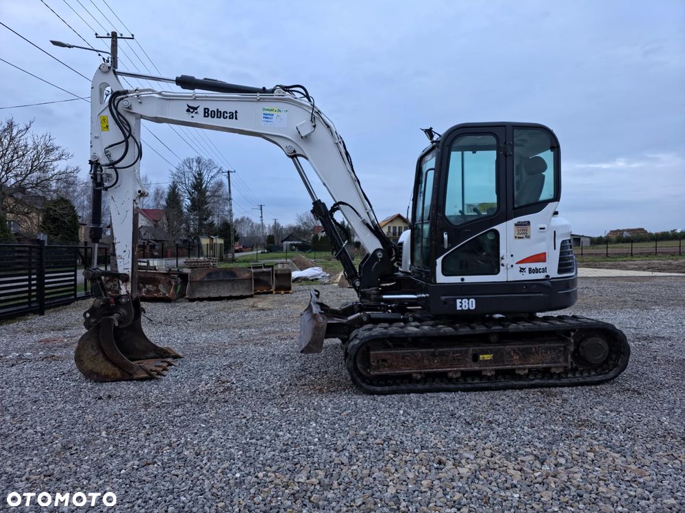 Bobcat E80 - 16