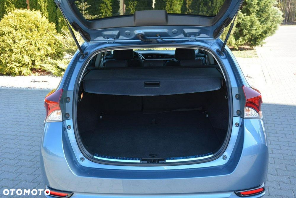 Toyota Auris Hybrid 135 Premium - 34