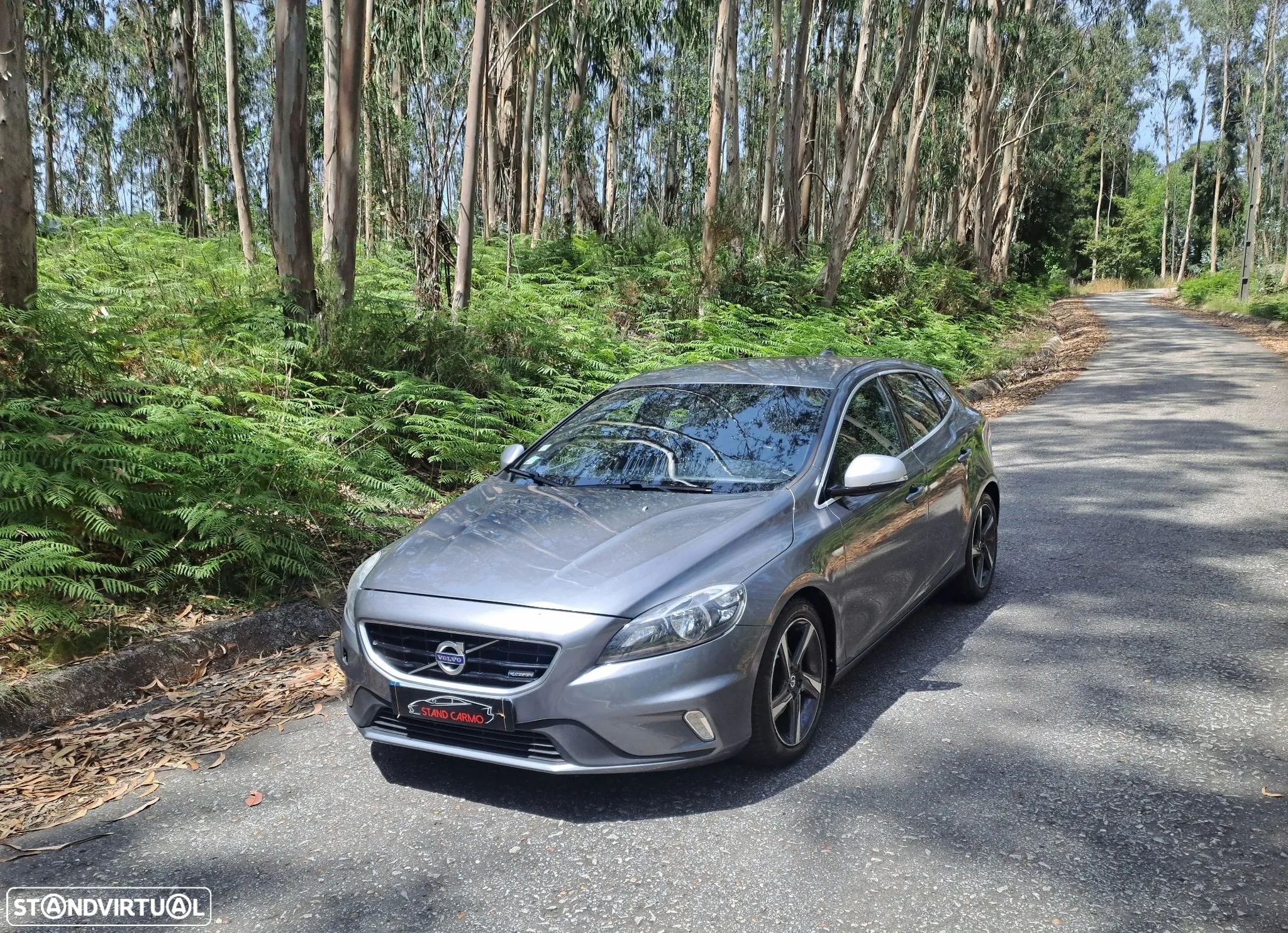 Volvo V40 1.6 D2 R-Design - 1