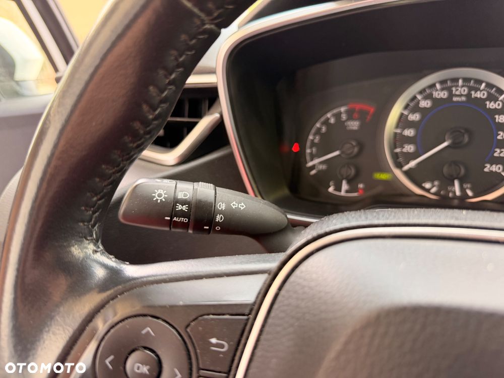 Toyota Corolla 1.8 Hybrid Comfort - 27