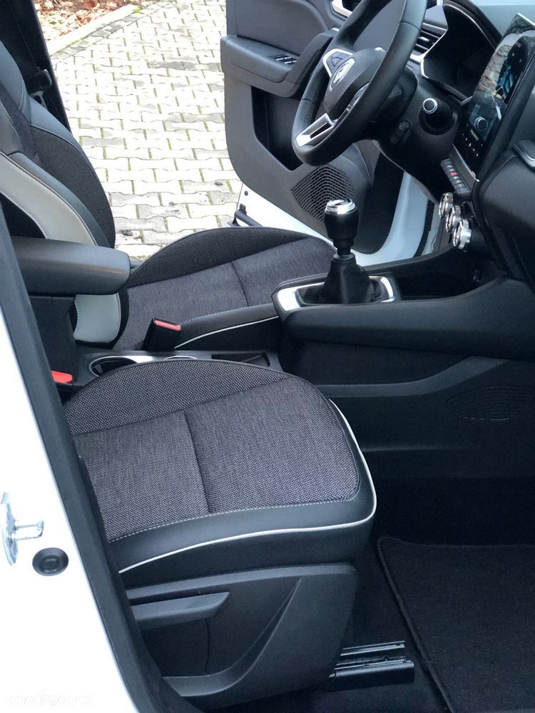 Renault Captur TCe 90 INTENS - 23