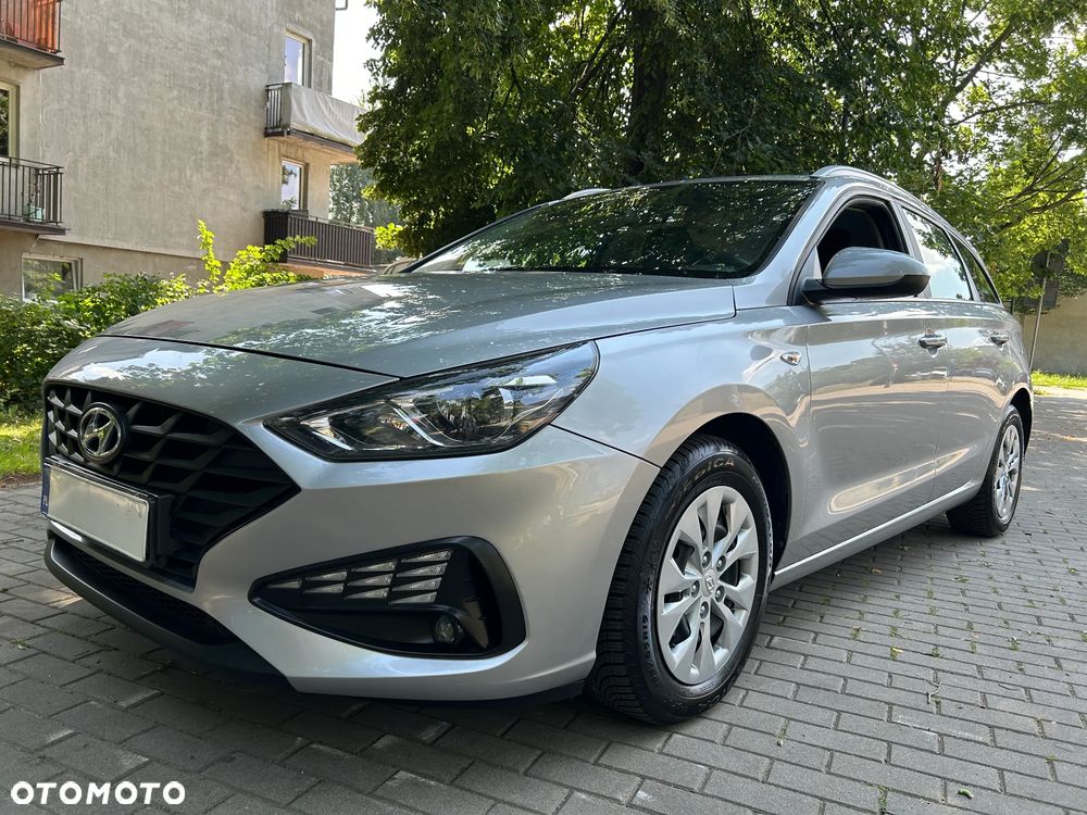 Hyundai i30 1.5 DPI Classic + - 27
