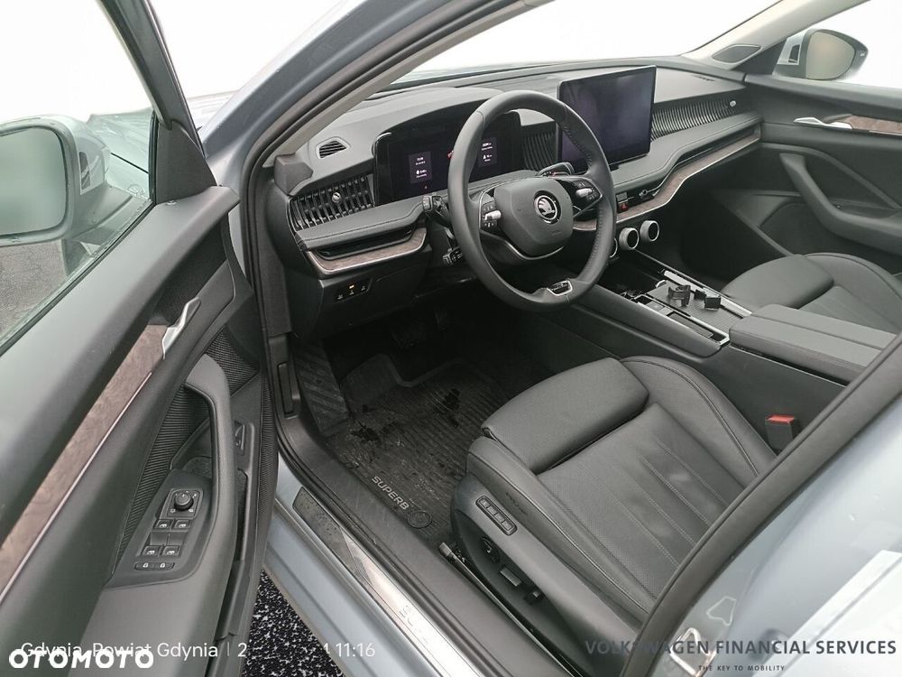 Skoda Superb 2.0 TDI SCR L&K DSG - 6