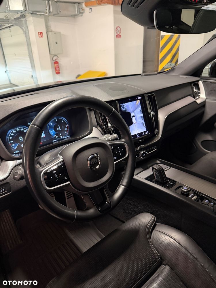 Volvo XC 60 - 38